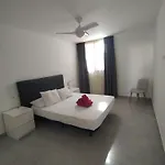 Paradise Court 26 Wifi Pool Apartament *